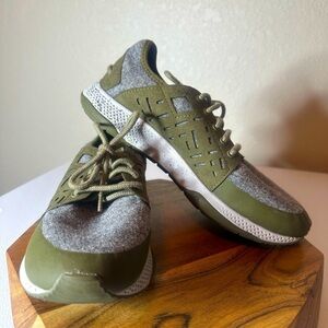 Sperry 7 seas wool boat shoes women’s size 8.5